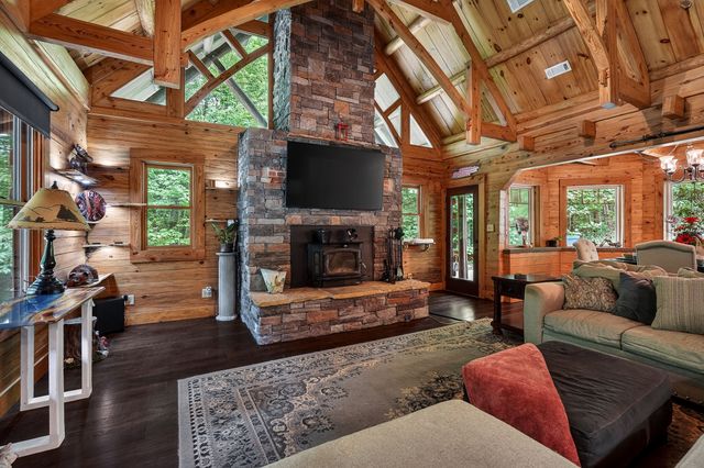 500 Branch Ln, Monterey, TN 38574