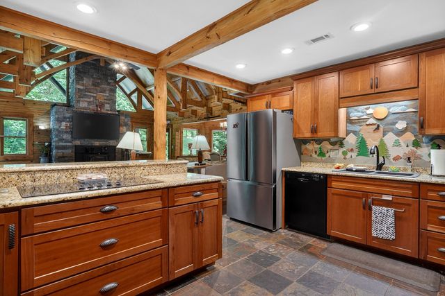 500 Branch Ln, Monterey, TN 38574