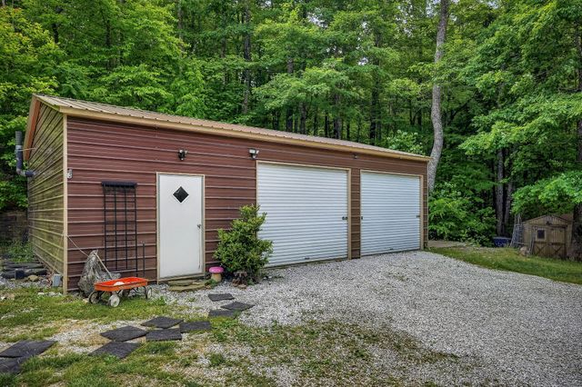 500 Branch Ln, Monterey, TN 38574
