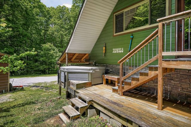 500 Branch Ln, Monterey, TN 38574