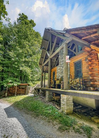 500 Branch Ln, Monterey, TN 38574