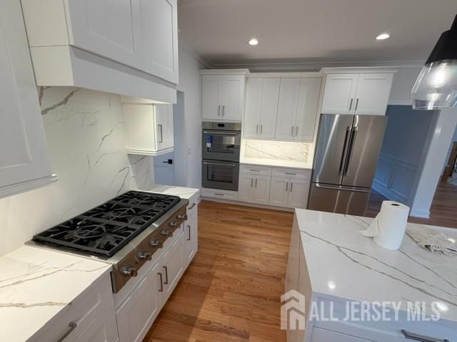 61 Vera Street, Piscataway, NJ 08854