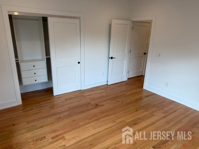 61 Vera Street, Piscataway, NJ 08854