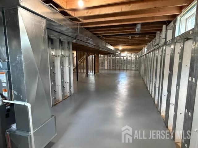 61 Vera Street, Piscataway, NJ 08854