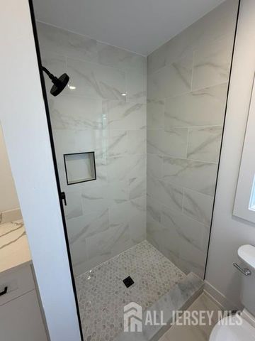 61 Vera Street, Piscataway, NJ 08854