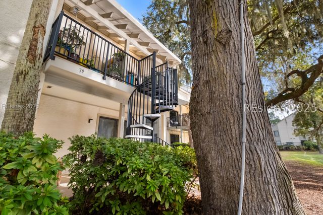 36 Deallyon Ave Apt 38, Hilton Head Island, SC 29928