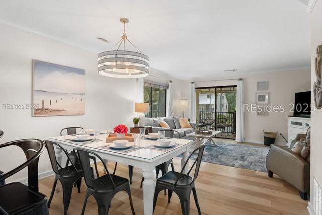 36 Deallyon Ave Apt 38, Hilton Head Island, SC 29928