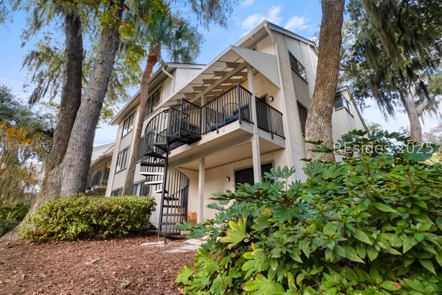36 Deallyon Ave Apt 38, Hilton Head Island, SC 29928