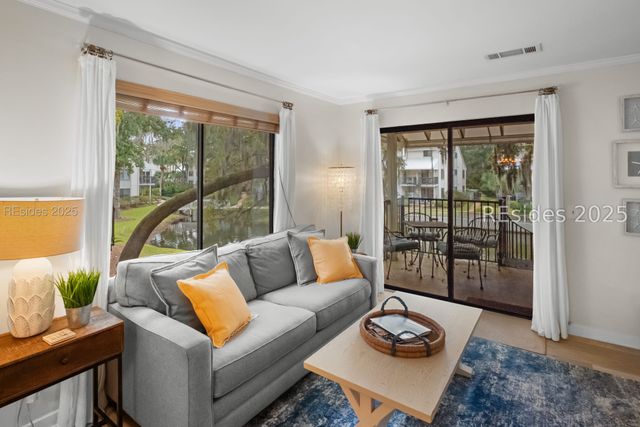 36 Deallyon Ave Apt 38, Hilton Head Island, SC 29928