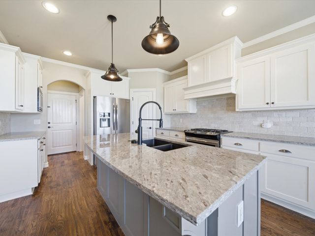 6075 E 145th Street N, Collinsville, OK 74021