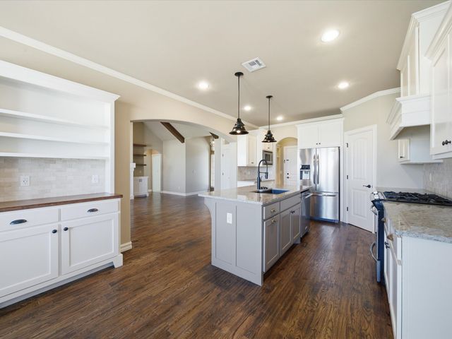 6075 E 145th Street N, Collinsville, OK 74021