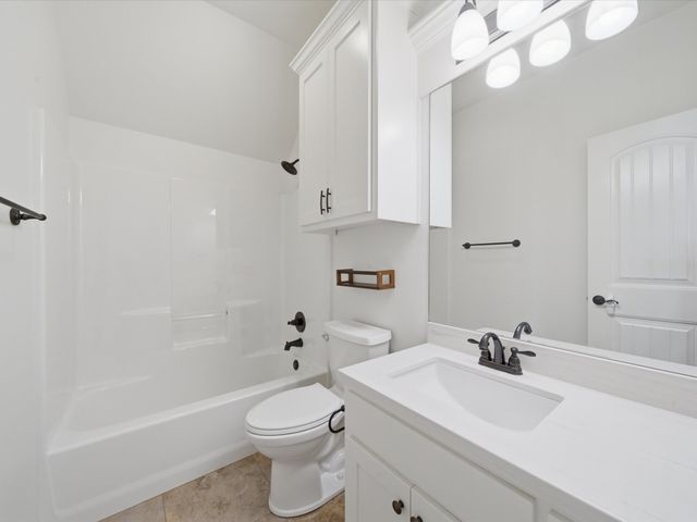 6075 E 145th Street N, Collinsville, OK 74021