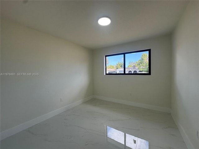 16560 SW 102nd Ct, Miami, FL 33157