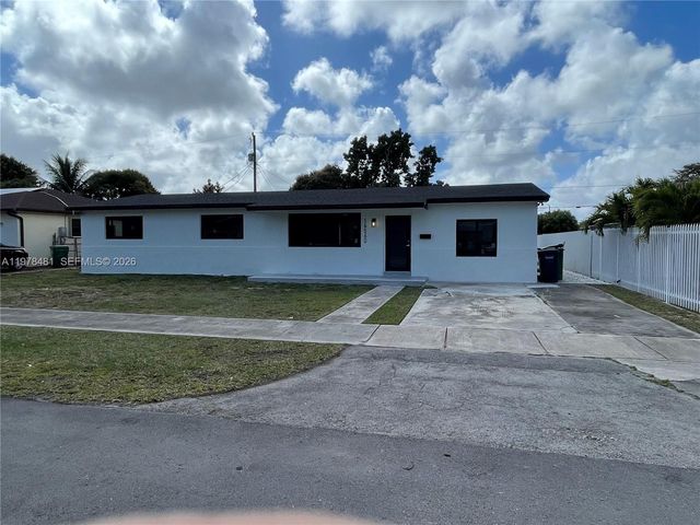 16560 SW 102nd Ct, Miami, FL 33157