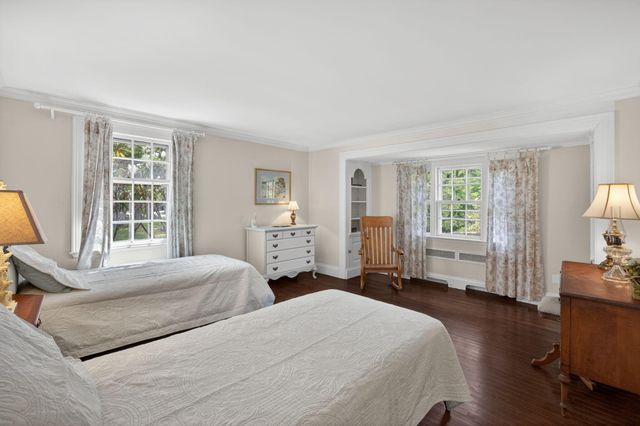 150-154 Cross Street, Chatham, MA 02633
