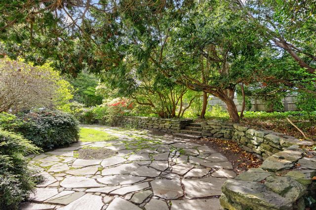 150-154 Cross Street, Chatham, MA 02633