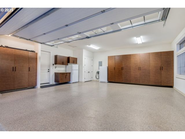 14005 155TH Ter, Portland, OR 97224