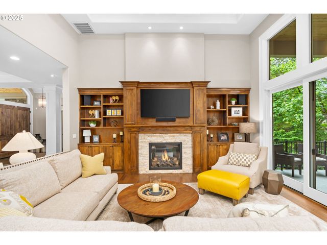 14005 155TH Ter, Portland, OR 97224