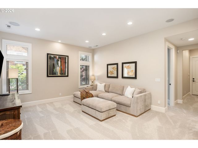 14005 155TH Ter, Portland, OR 97224
