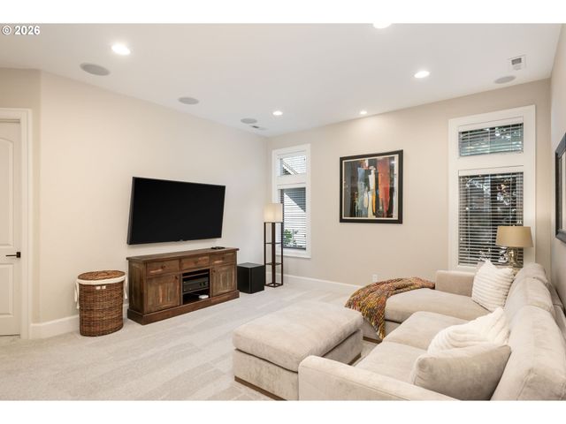 14005 155TH Ter, Portland, OR 97224