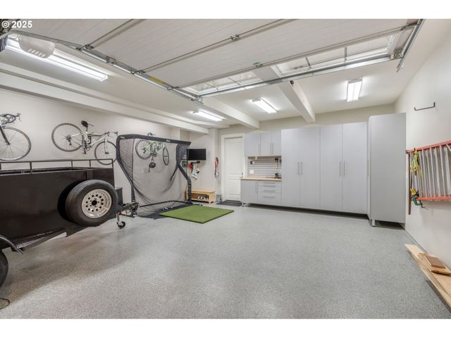 14005 155TH Ter, Portland, OR 97224