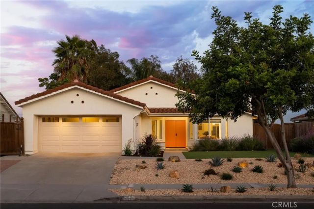 1659 W Knapp, Vista, CA 92083