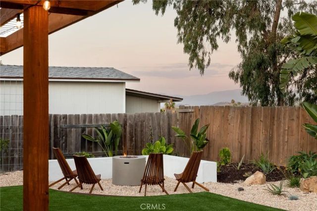 1659 W Knapp, Vista, CA 92083