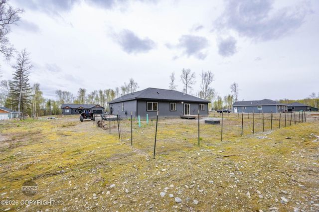 9746 W Jennings Drive, Wasilla, AK 99623