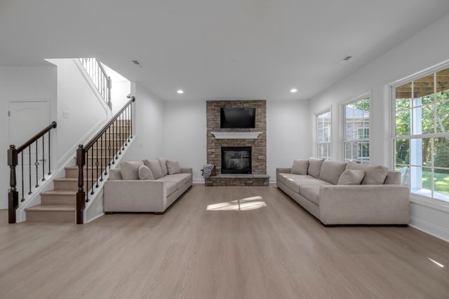317 Red Cedar Drive, Nicholasville, KY 40356