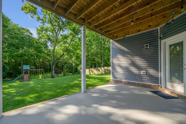 317 Red Cedar Drive, Nicholasville, KY 40356