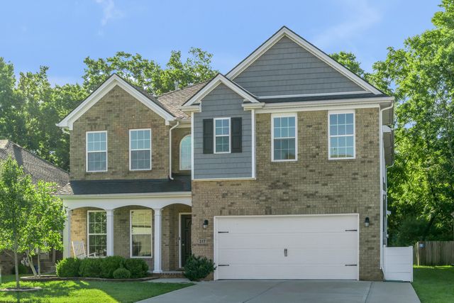 317 Red Cedar Drive, Nicholasville, KY 40356
