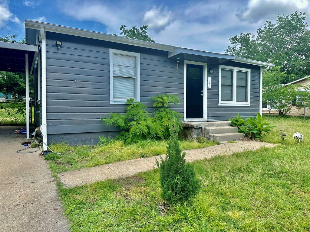 137 Lynn Drive, Azle, TX 76020 — exterior