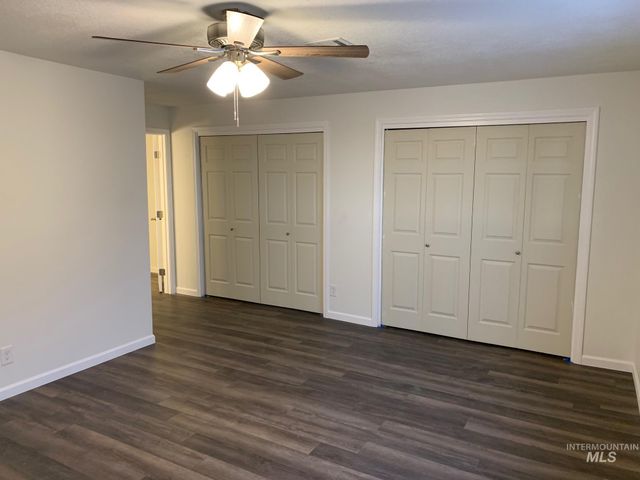 453 S White Cloud Dr, Boise, ID 83709