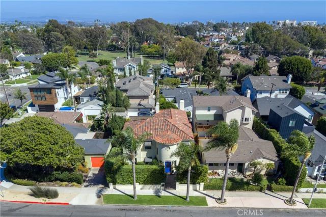 736 14th, Huntington Beach, CA 92648