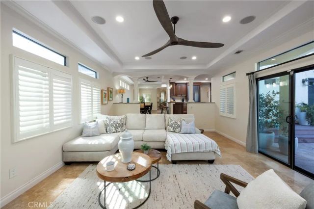 736 14th, Huntington Beach, CA 92648