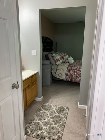 380 Hitchcock Road 6, Waterbury, CT 06705