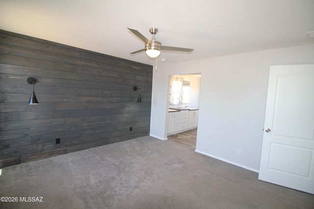 13537 W Manville Road, Tucson, AZ 85743