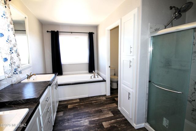 13537 W Manville Road, Tucson, AZ 85743