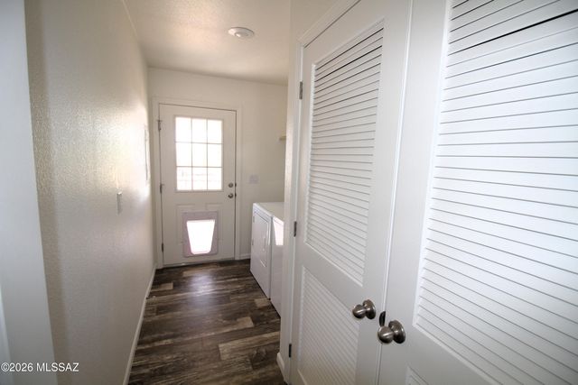 13537 W Manville Road, Tucson, AZ 85743