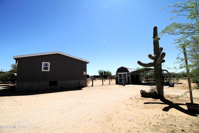 13537 W Manville Road, Tucson, AZ 85743