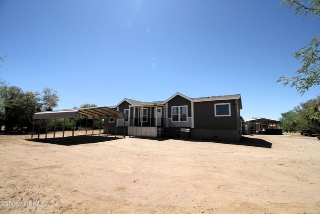 13537 W Manville Road, Tucson, AZ 85743