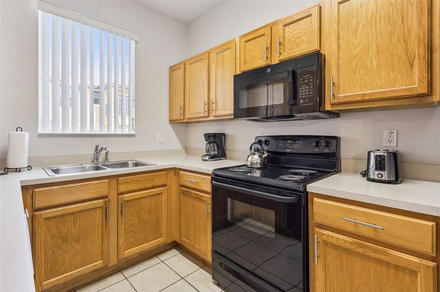 2717 BUSHMAN DR, Kissimmee, FL 34746
