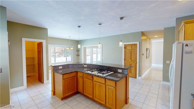 2721 Santa Anita Drive, Stow, OH 44224