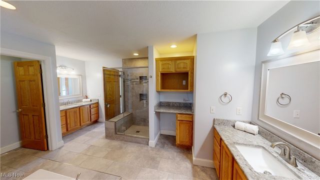 2721 Santa Anita Drive, Stow, OH 44224