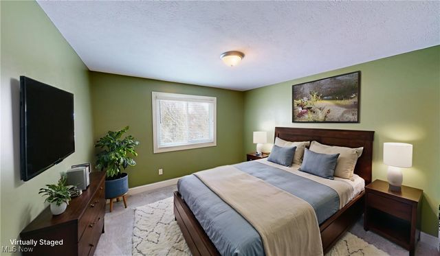 2721 Santa Anita Drive, Stow, OH 44224