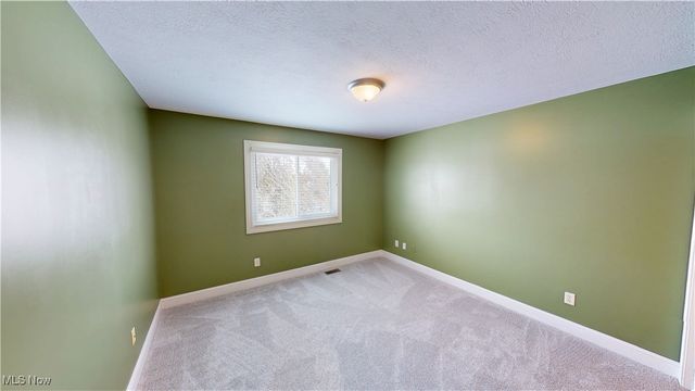 2721 Santa Anita Drive, Stow, OH 44224