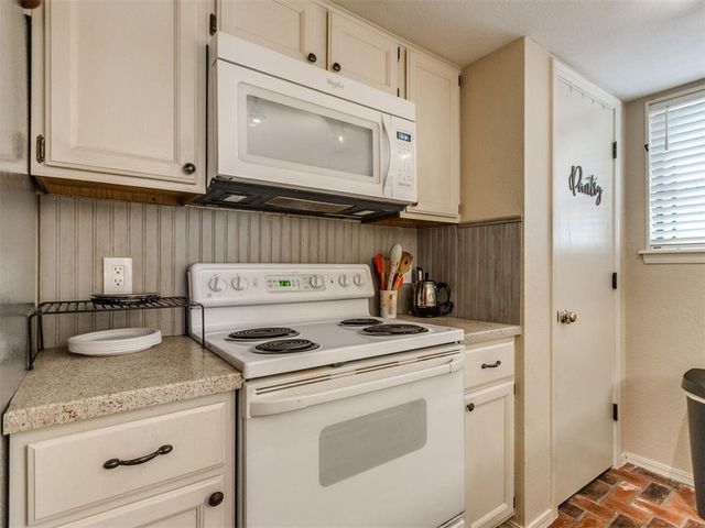 4400 Hemingway Center 144, Oklahoma City, OK 73118