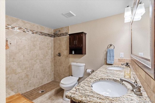 7085 Kiowa Road, Larkspur, CO 80118