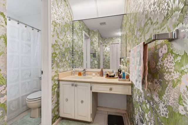 10244 Dovewood Lane A, Boynton Beach, FL 33436