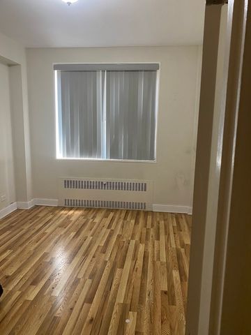 7355 S South Shore Drive 103, Chicago, IL 60649
